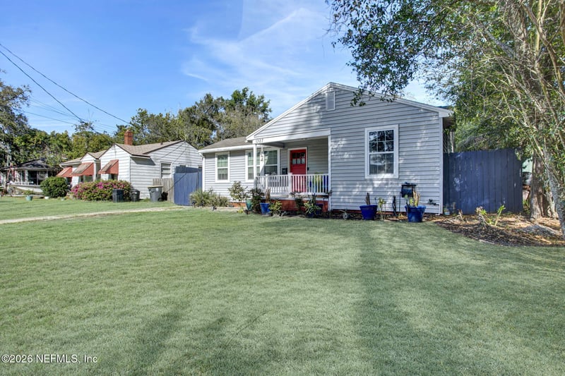 1327 Macarthur St, Jacksonville, FL 32205