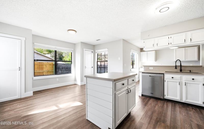 1906 Apopka Dr, Middleburg, FL 32068