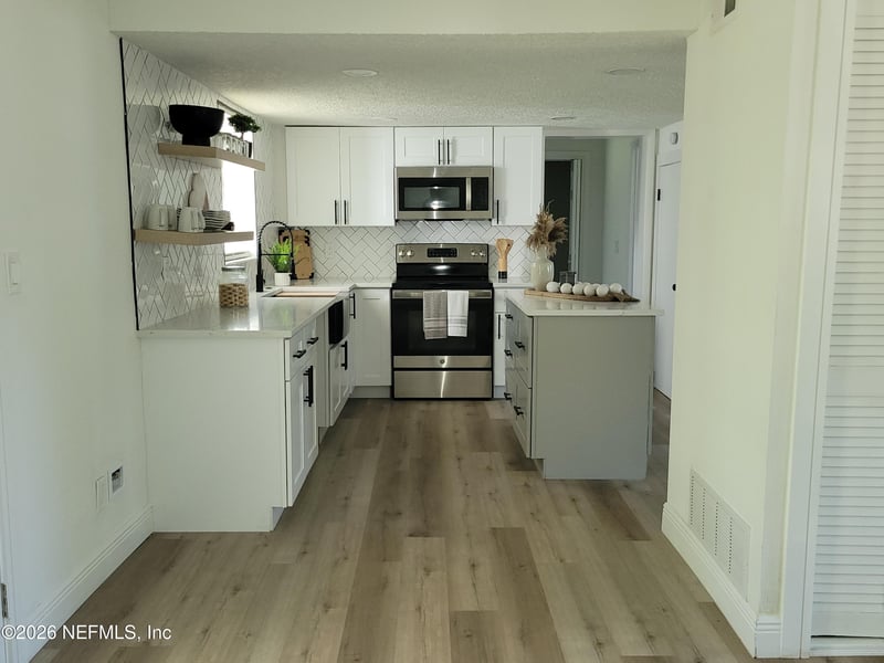 6804 Rojo Ct, Jacksonville, FL 32210