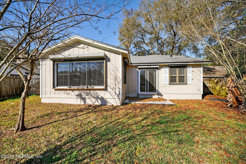 2039 Cypress Landing Dr, Jacksonville, FL 32233