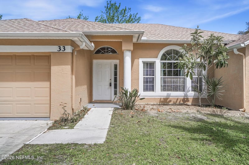 33 Phoenix Ln, Palm Coast, FL 32164