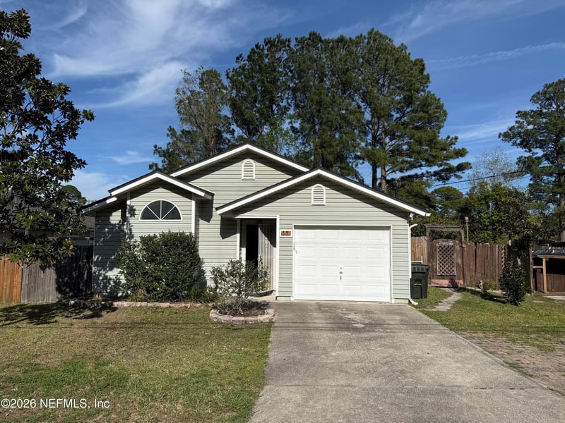 446 Vermont Ave, Green Cove Springs, FL 32043