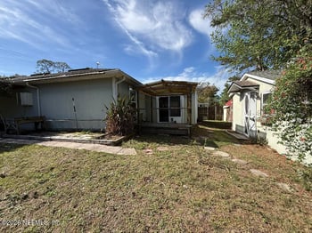 446 Vermont Ave, Green Cove Springs, FL 32043