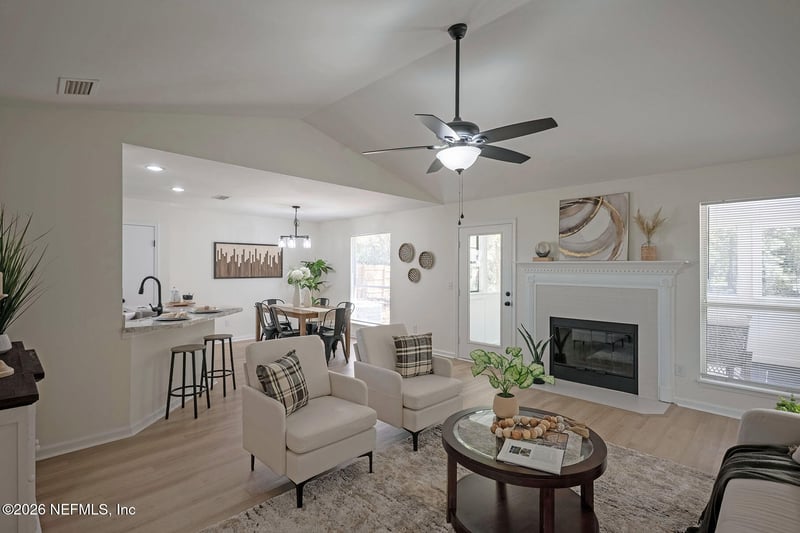 2345 Luana Dr, Jacksonville, FL 32246