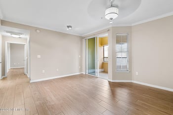 8539 Gate Pw #433, Jacksonville, FL 32216