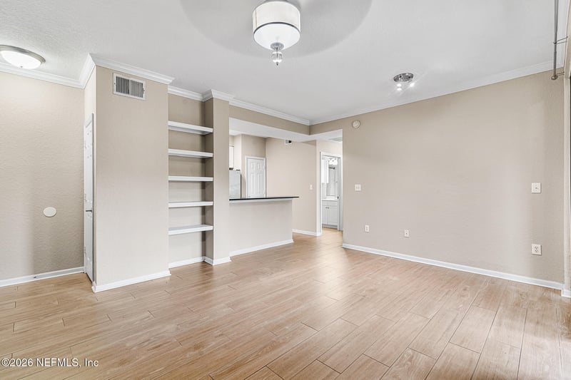 8539 Gate Pw #433, Jacksonville, FL 32216