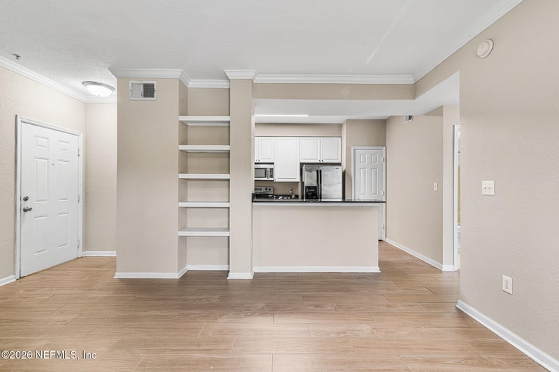 8539 Gate Pw #433, Jacksonville, FL 32216