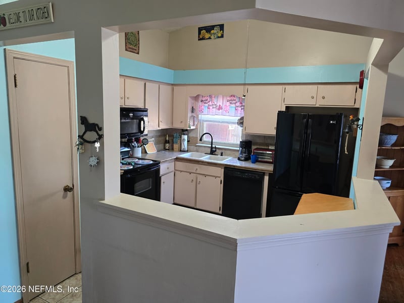 5457 Corky Ct, Jacksonville, FL 32244