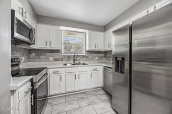 1532 Leestan Ct, Orange Park, FL 32073