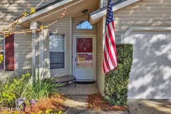 8457 Sugartree Dr, Jacksonville, FL 32244