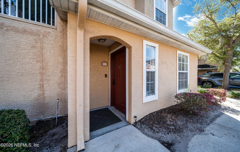 10075 Gate Pw #907, Jacksonville, FL 32246