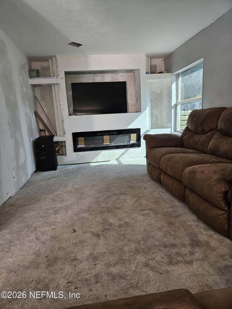 9739 Elaine Rd, Jacksonville, FL 32246