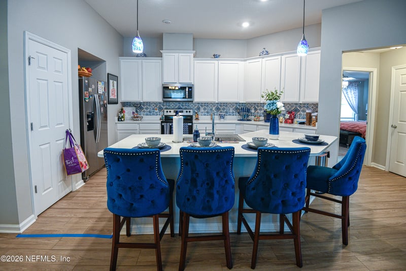 6395 Timber Cove Ct, Jacksonville, FL 32218