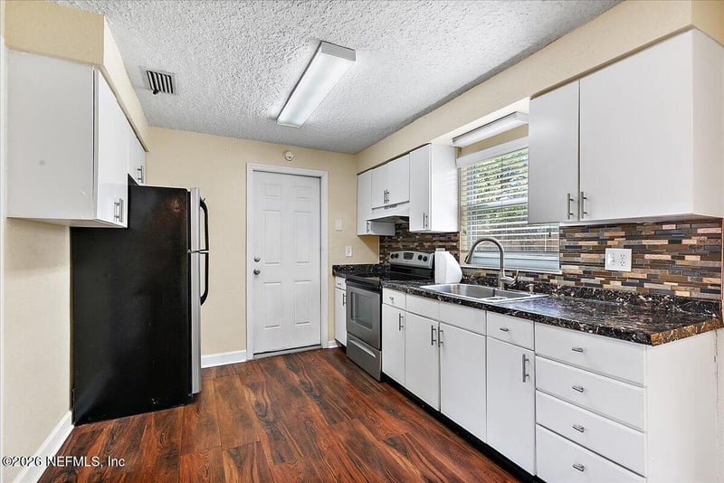 428 Neptune Rd, Orange Park, FL 32073