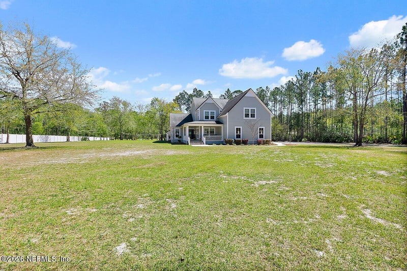 3775 Raintree Dr, Macclenny, FL 32063