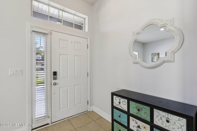 544 Candlebark Dr, Jacksonville, FL 32225