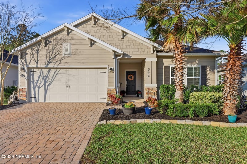 342 Aspen Leaf Dr, Jacksonville, FL 32081