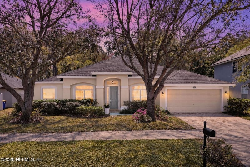 3933 Victoria Lakes Dr, Jacksonville, FL 32226