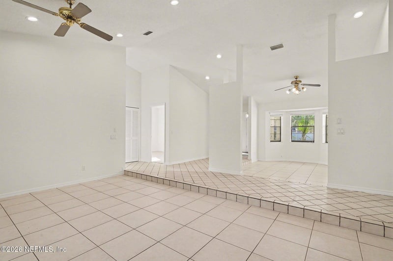 10 Patchogue Ln, Palm Coast, FL 32164