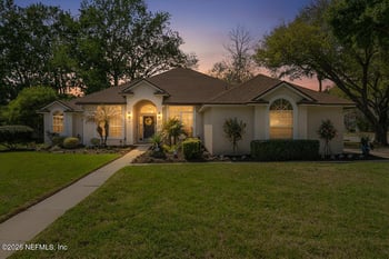 1800 Manchester Ct, St Johns, FL 32259