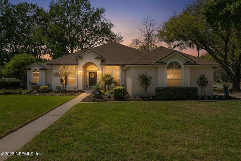 1800 Manchester Ct, St Johns, FL 32259