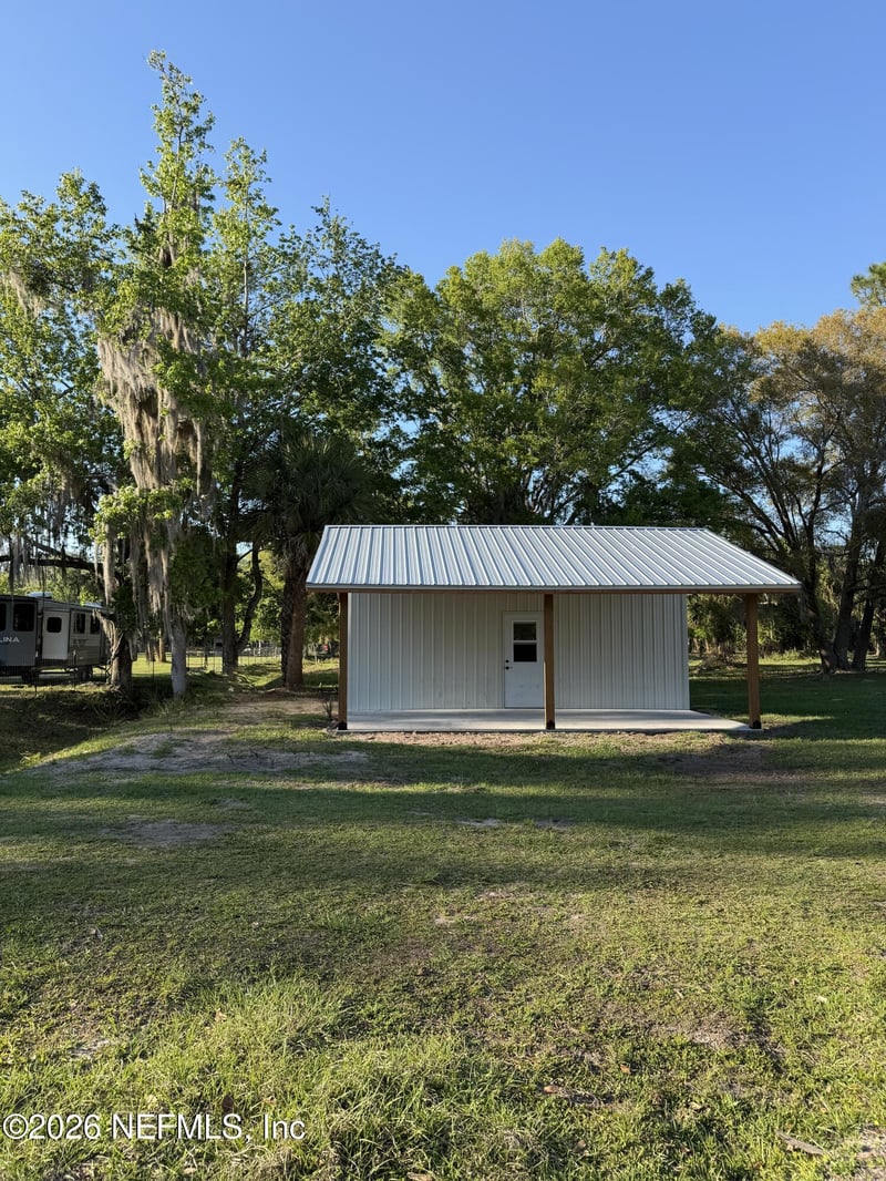 1133 Turnbull Grove Rd, Oak Hill, FL 32759