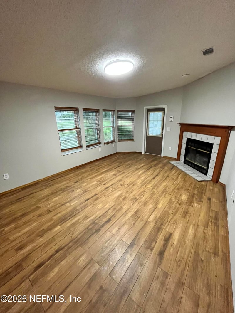 3385 Oak Leaf Ln, Middleburg, FL 32068