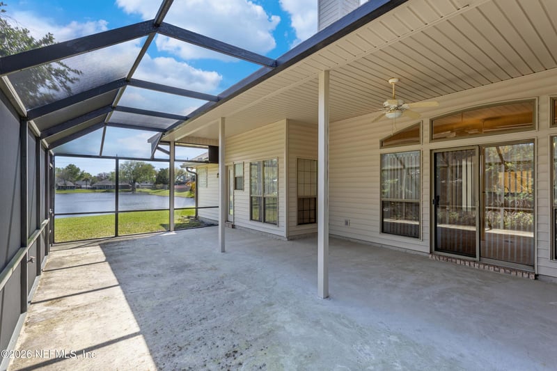 2379 Osprey Lake Dr, Jacksonville, FL 32224