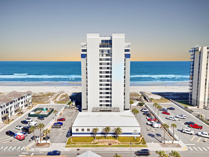 1221 1st St #12B, Jacksonville Beach, FL 32250