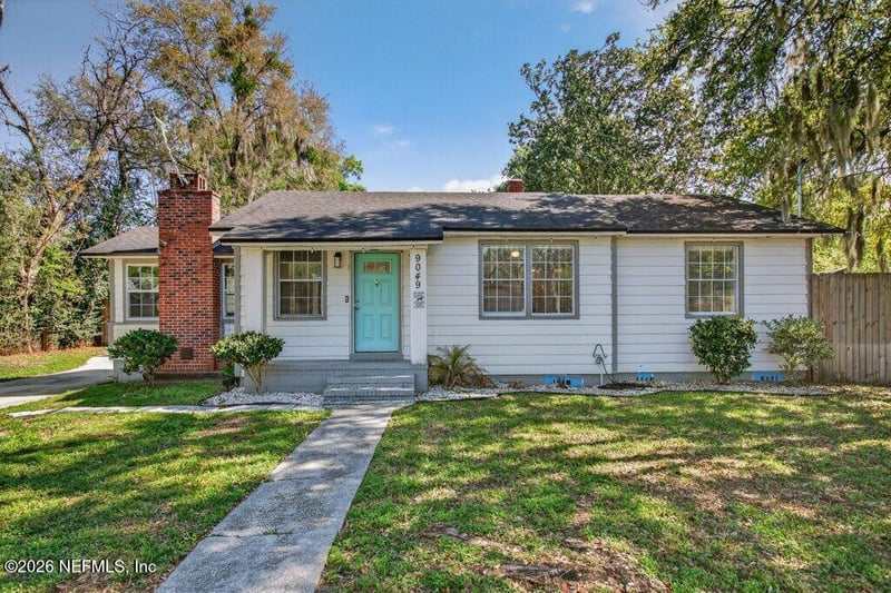 9049 Jackson Ave, Jacksonville, FL 32208