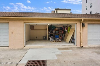 707 1st St #502, Jacksonville Beach, FL 32250