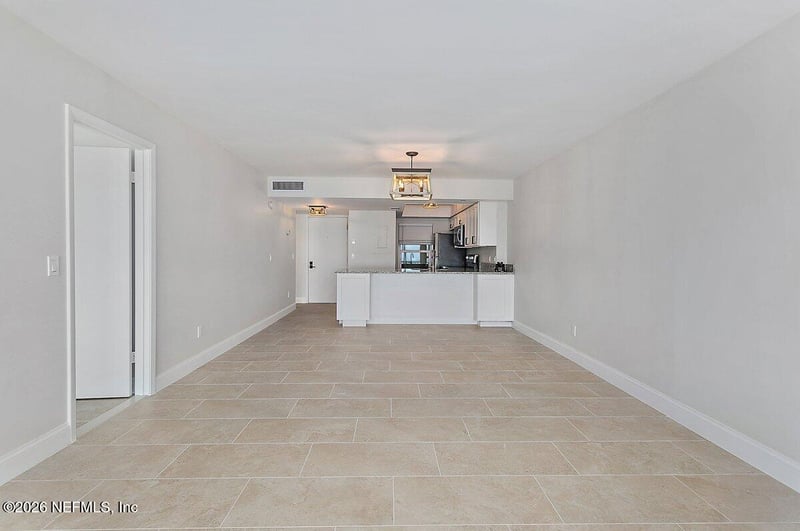 707 1st St #502, Jacksonville Beach, FL 32250