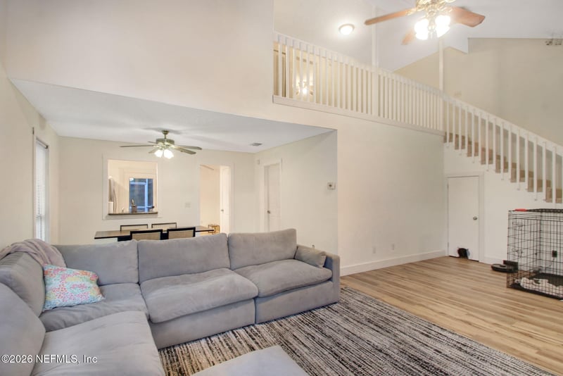 11716 Valley Garden Dr, Jacksonville, FL 32225