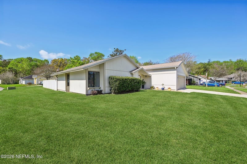 2184 Aztec Dr, Jacksonville, FL 32246