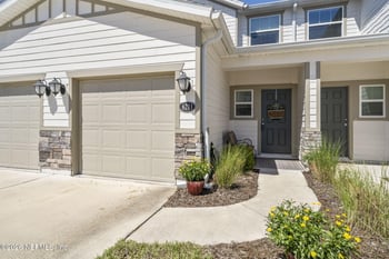 6211 Ryegrass St, Jacksonville, FL 32258