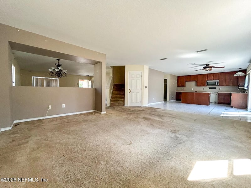 61 Reidsville Dr, Palm Coast, FL 32164