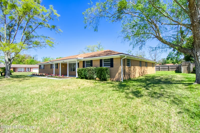 9015 Southwark Dr, Jacksonville, FL 32257