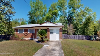 1701 Grove Park Dr, Orange Park, FL 32073