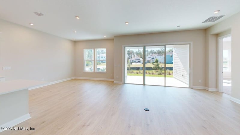 128 Adirondack Dr, St Johns, FL 32259