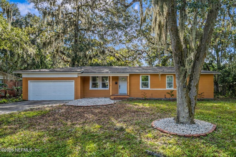 2522 Grasshopper Ln, Orange Park, FL 32073