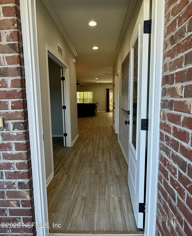 1587 Lockend Rd, Jacksonville, FL 32221