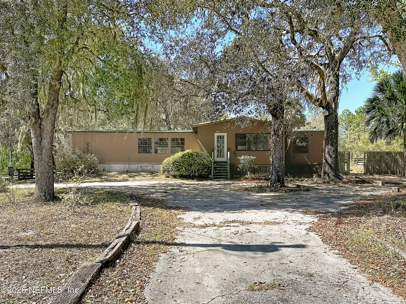 1375 State Route 100, Melrose, FL 32666