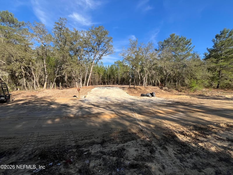 302 Kennedy Ave, Interlachen, FL 32148