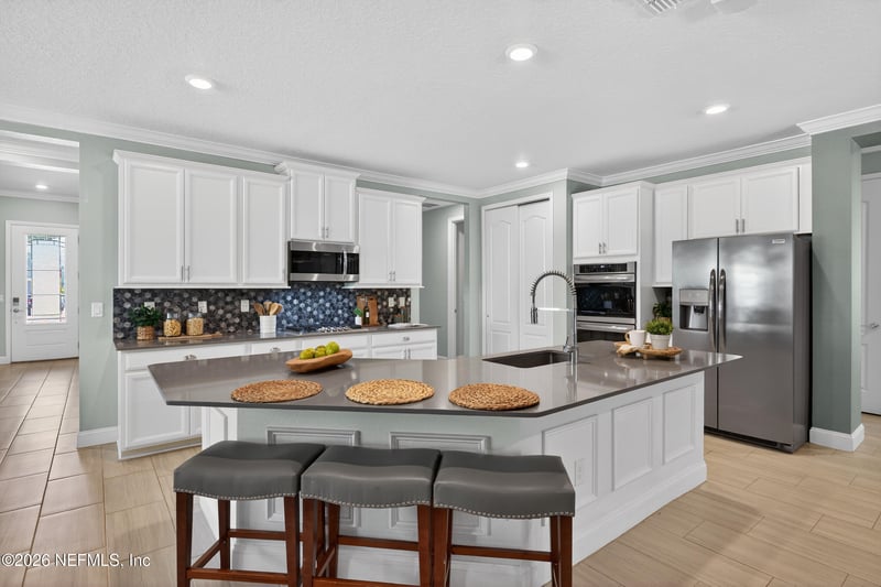 450 Glorieta Dr, St Augustine, FL 32095