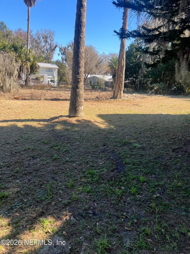 903 Moody Rd, Palatka, FL 32177