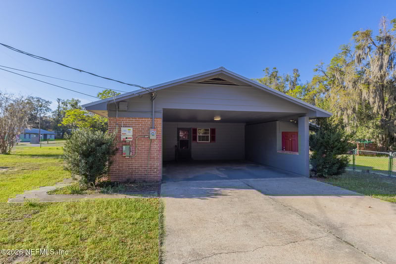 1400 High St, Palatka, FL 32177