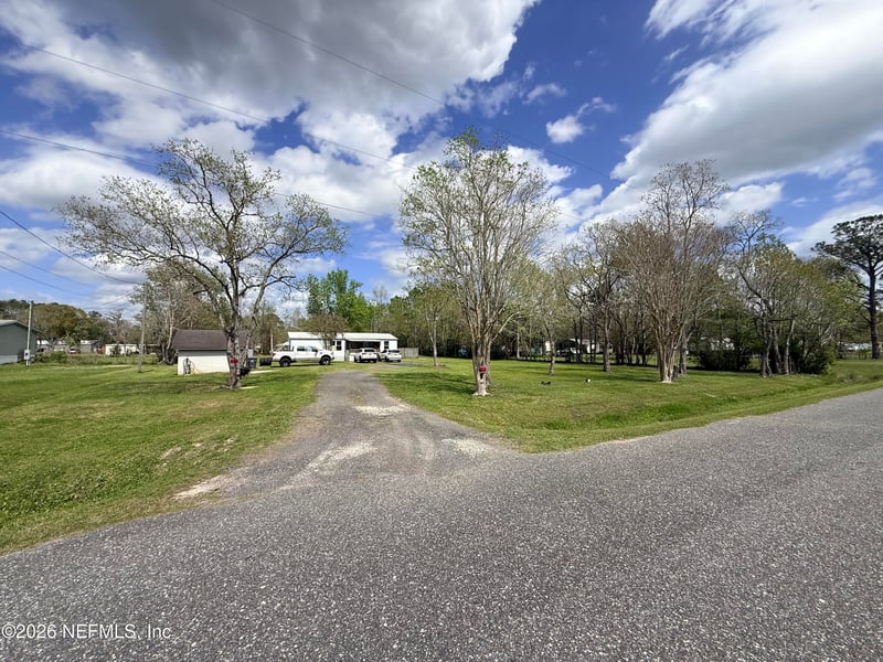 54217 Seagull Dr, Callahan, FL 32011