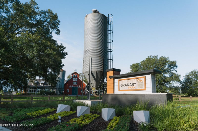 2672 Field Daisy Ln, Green Cove Springs, FL 32043