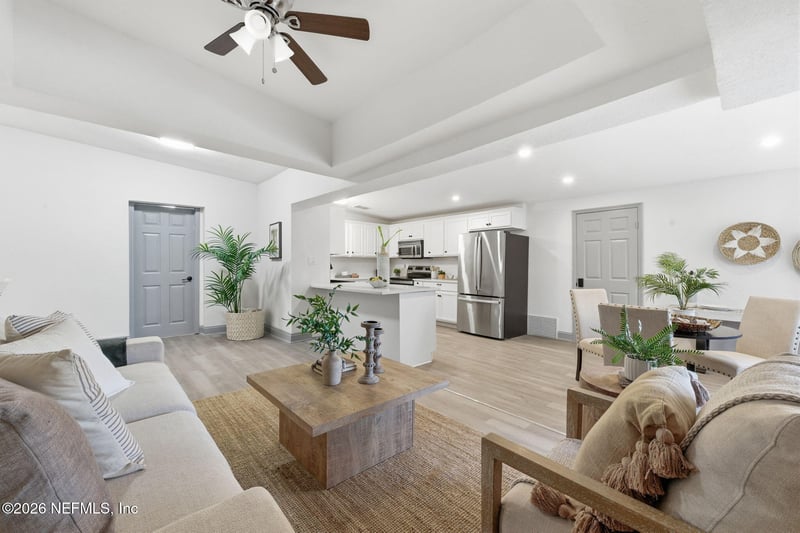 202 Azalea Cir, Palatka, FL 32177