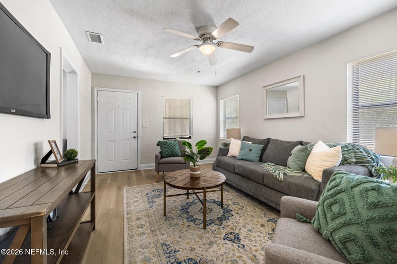 354 Sapelo Rd, Jacksonville, FL 32216